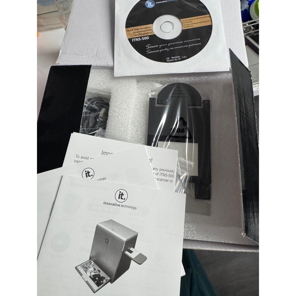 Innovative Technology ITNS-500 Film & 35mm Slide Converter Scanner New, Open Box - Picture 9 of 10